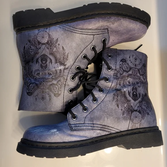Yes We Vibe Bohemian Wolf Lace-up Combat Boots US Men's 10 / Women's 11.5 Gray - Picture 4 of 16